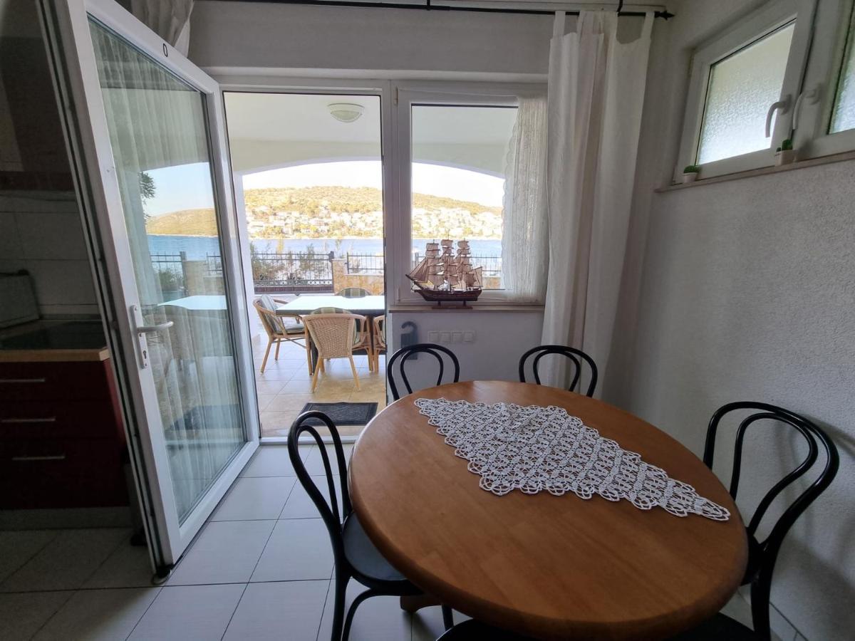 Villa Jana Apartments Трогир Экстерьер фото